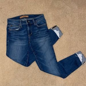 Joes flawless the icon mid rise skinny crop